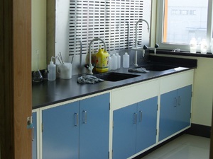 鋼鐵行業(yè)實(shí)驗(yàn)室家具工程案例